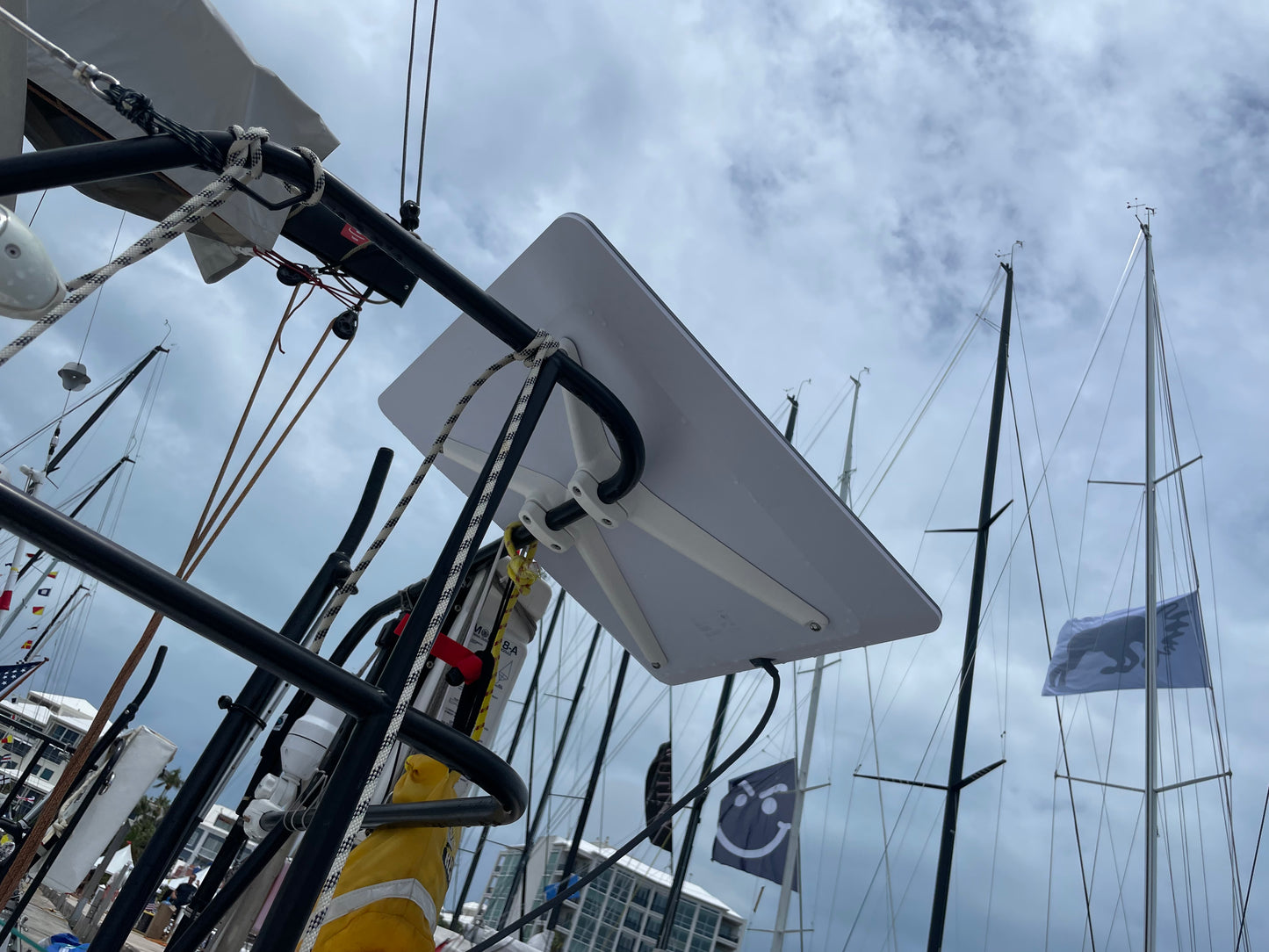 Starlink High Performance Rail Mount